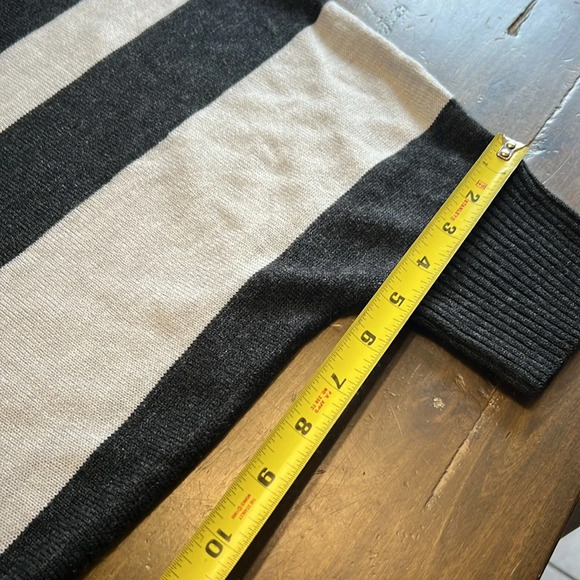 525 America Oversized Sweater Poncho Cape Striped Turtle Neck Fringe Flowy OS - Picture 10 of 10